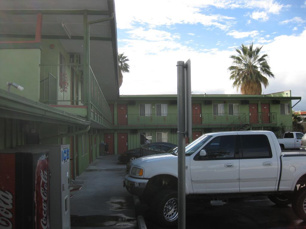 סן ברנרדינו Sunshine Motel מראה חיצוני תמונה