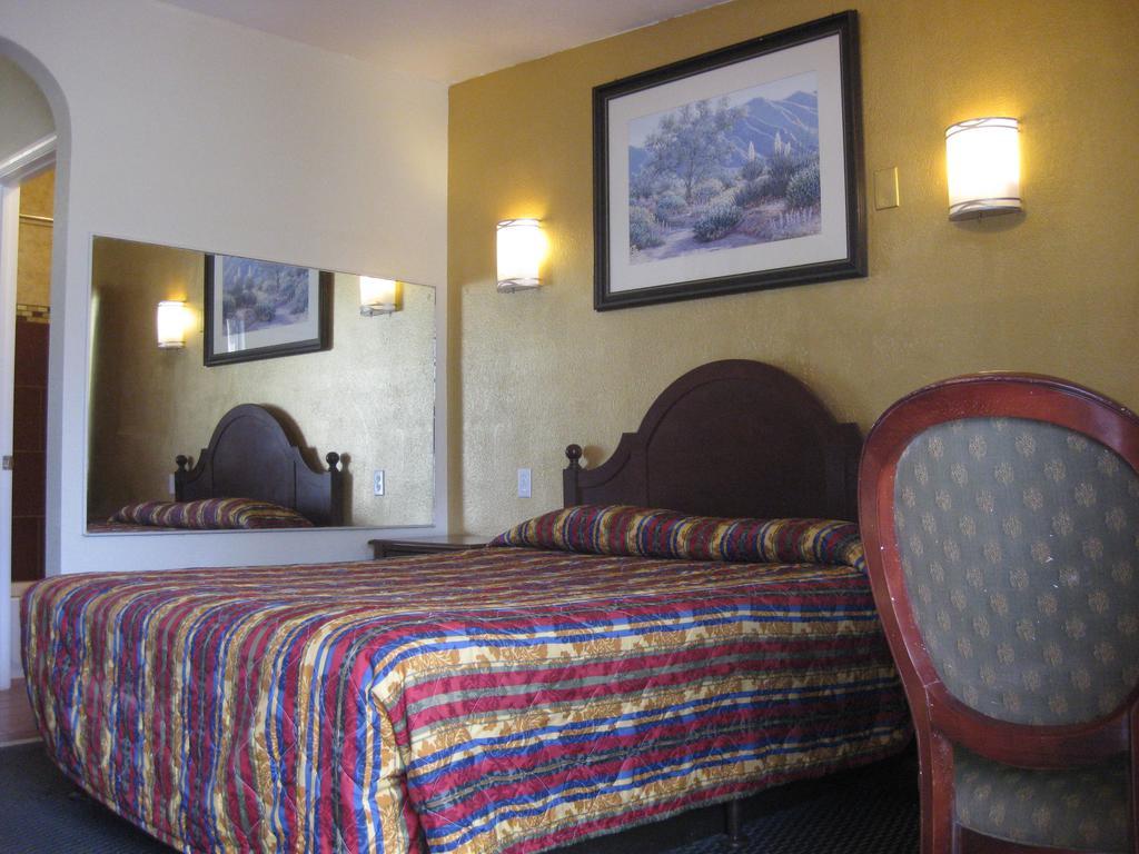 סן ברנרדינו Sunshine Motel מראה חיצוני תמונה