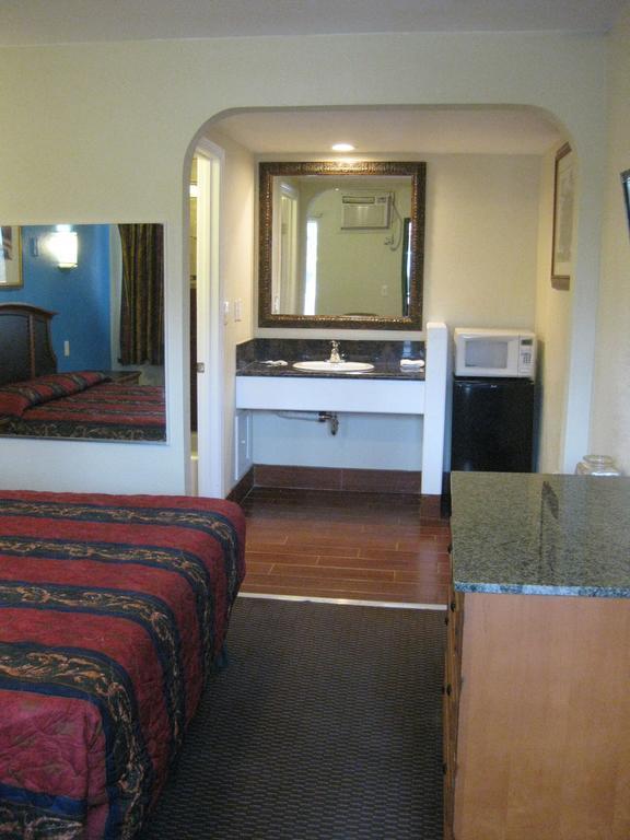 סן ברנרדינו Sunshine Motel חדר תמונה